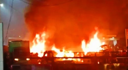 Delhi Car Blast Near the Red Fort, Delhi At Least 8 Dead, 20+ Injured